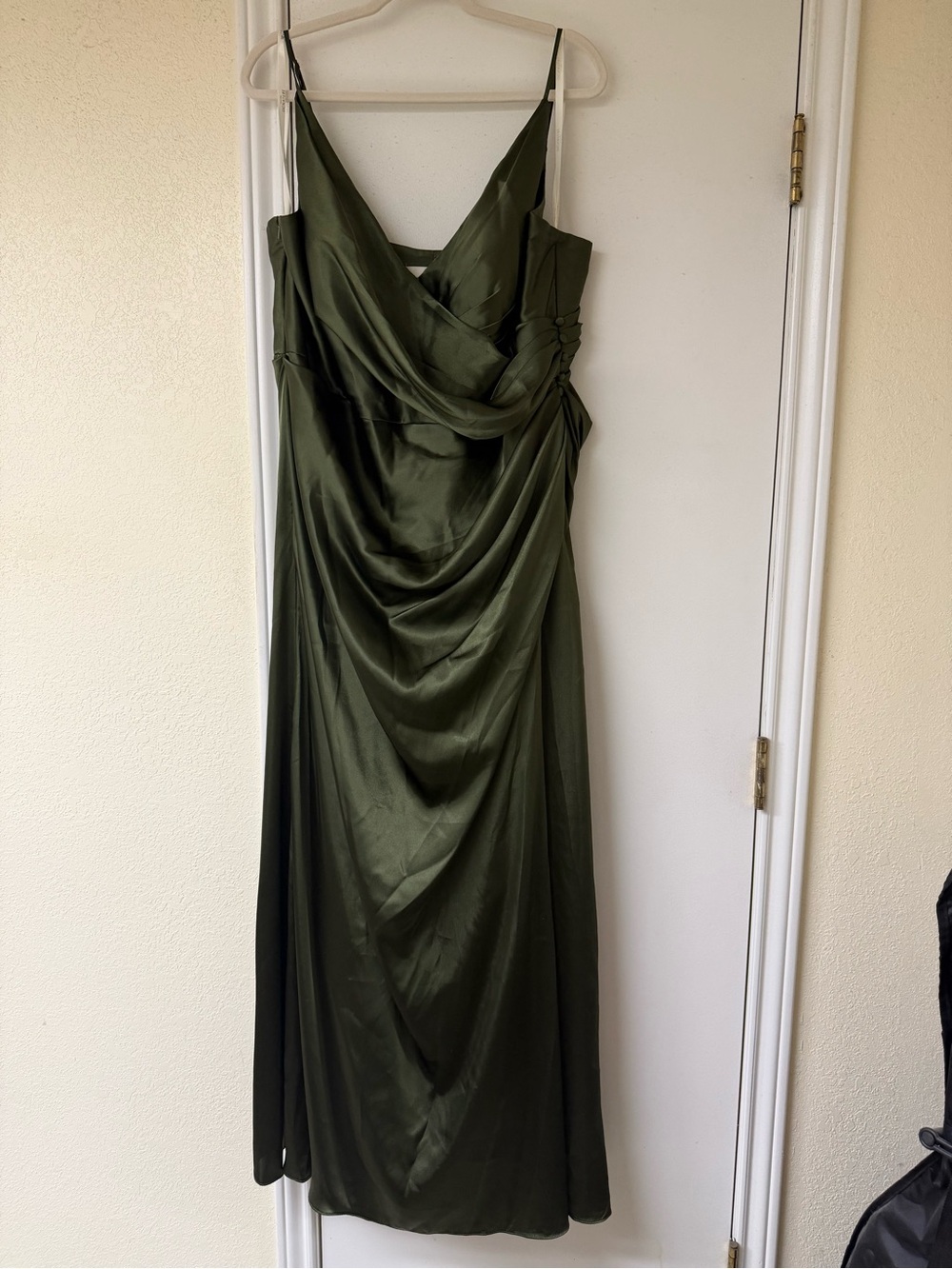 Galina Signature Olive Green Satin Wrap Evening Dress Size 20 - Picture 3 of 14